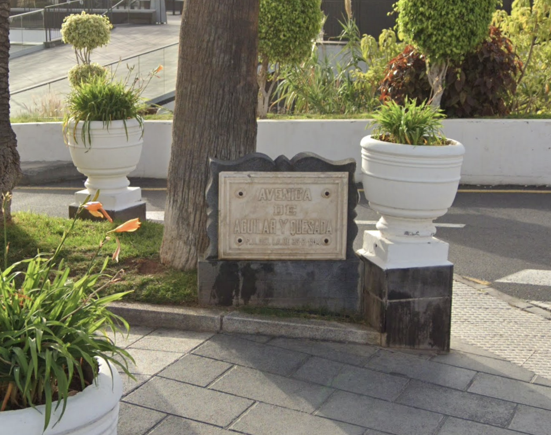 Avenida de Aguilar y Quesada