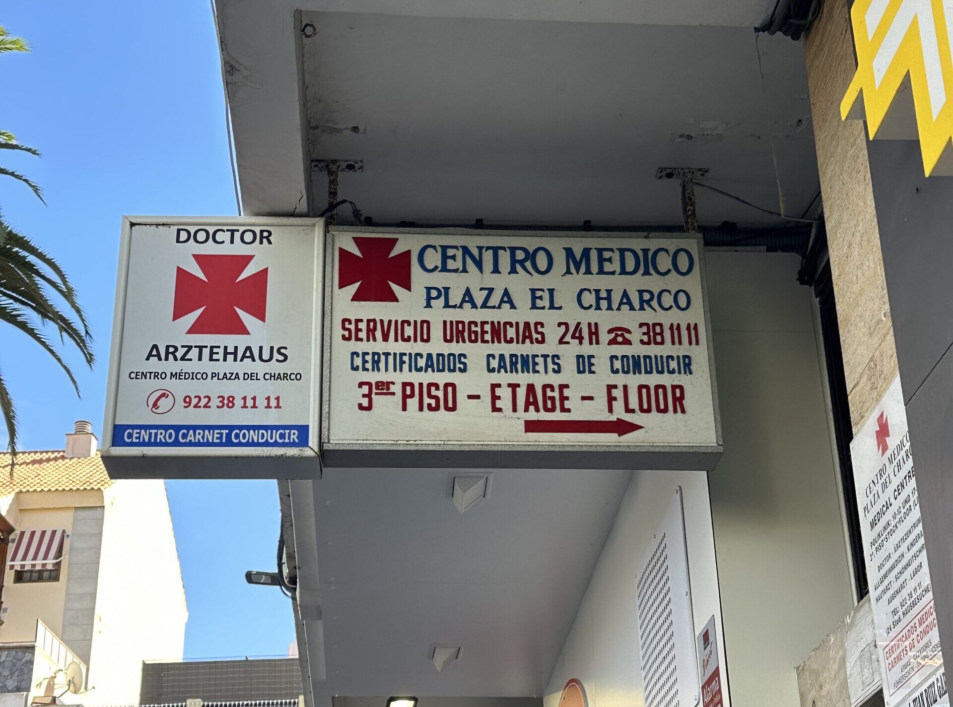Centro Médico Plaza del Charco