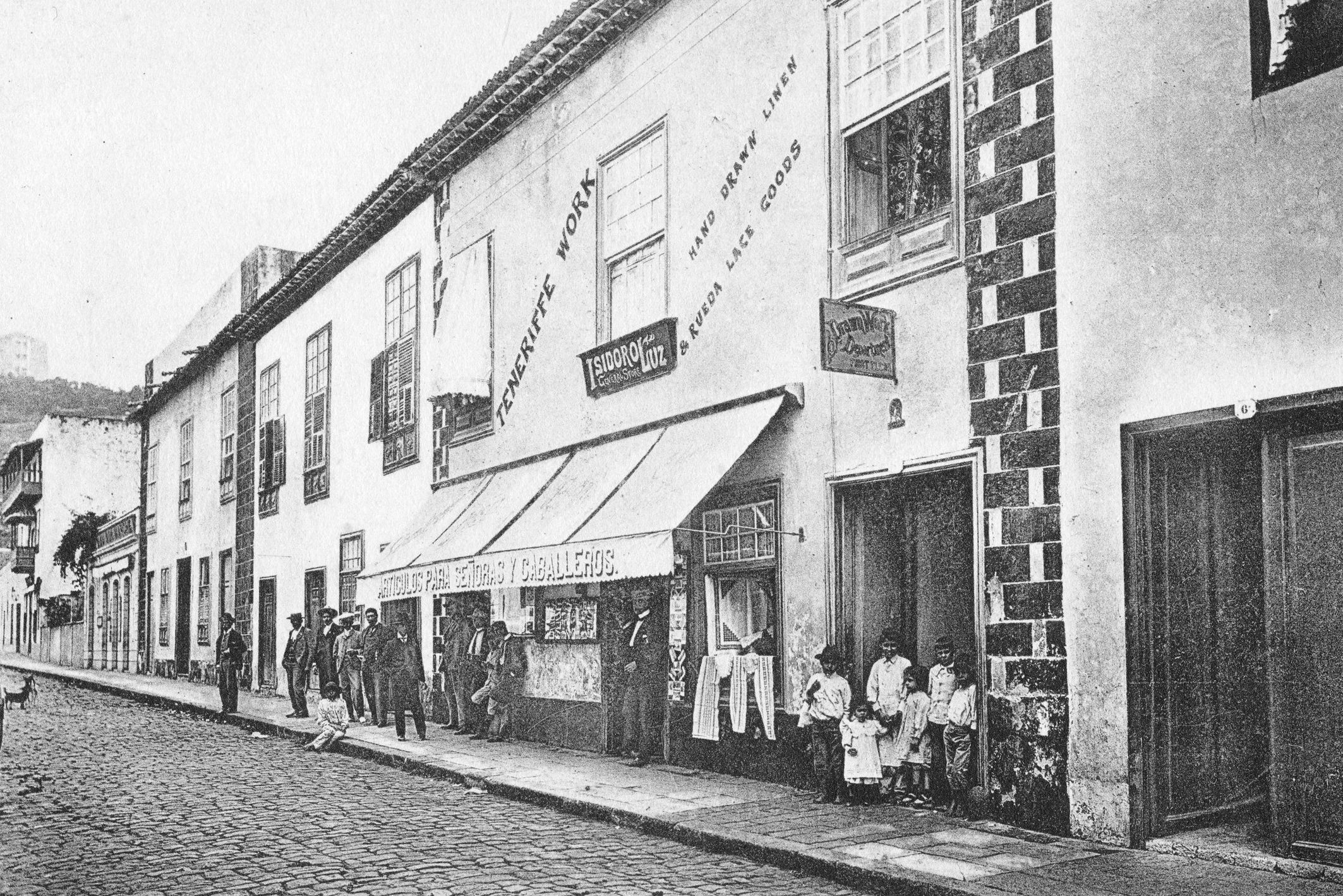 Isidoro Luz General Store